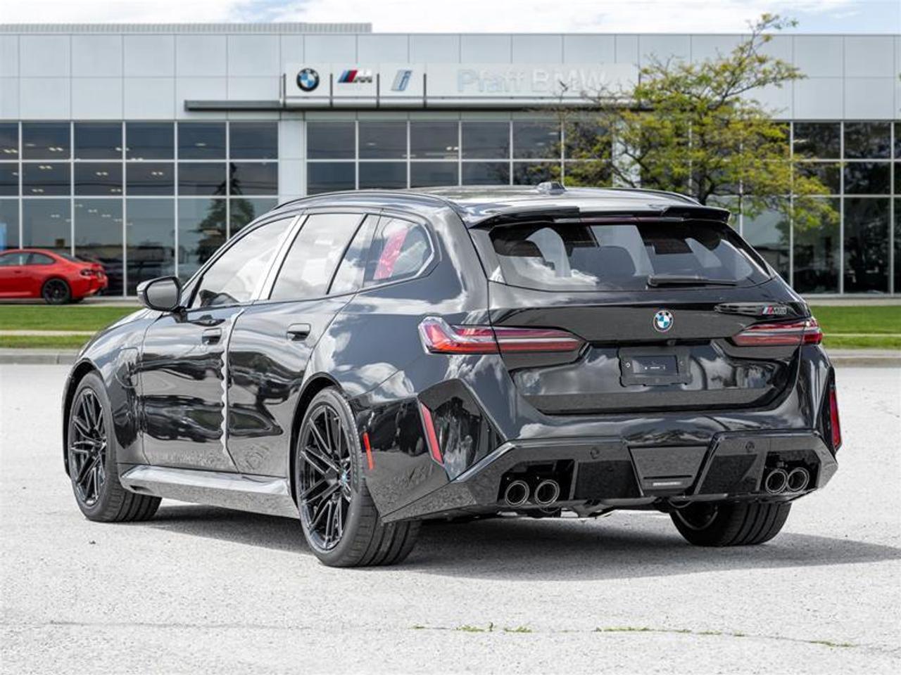 2027 BMW M5 Base 4dr All-Wheel Drive Touring Photo