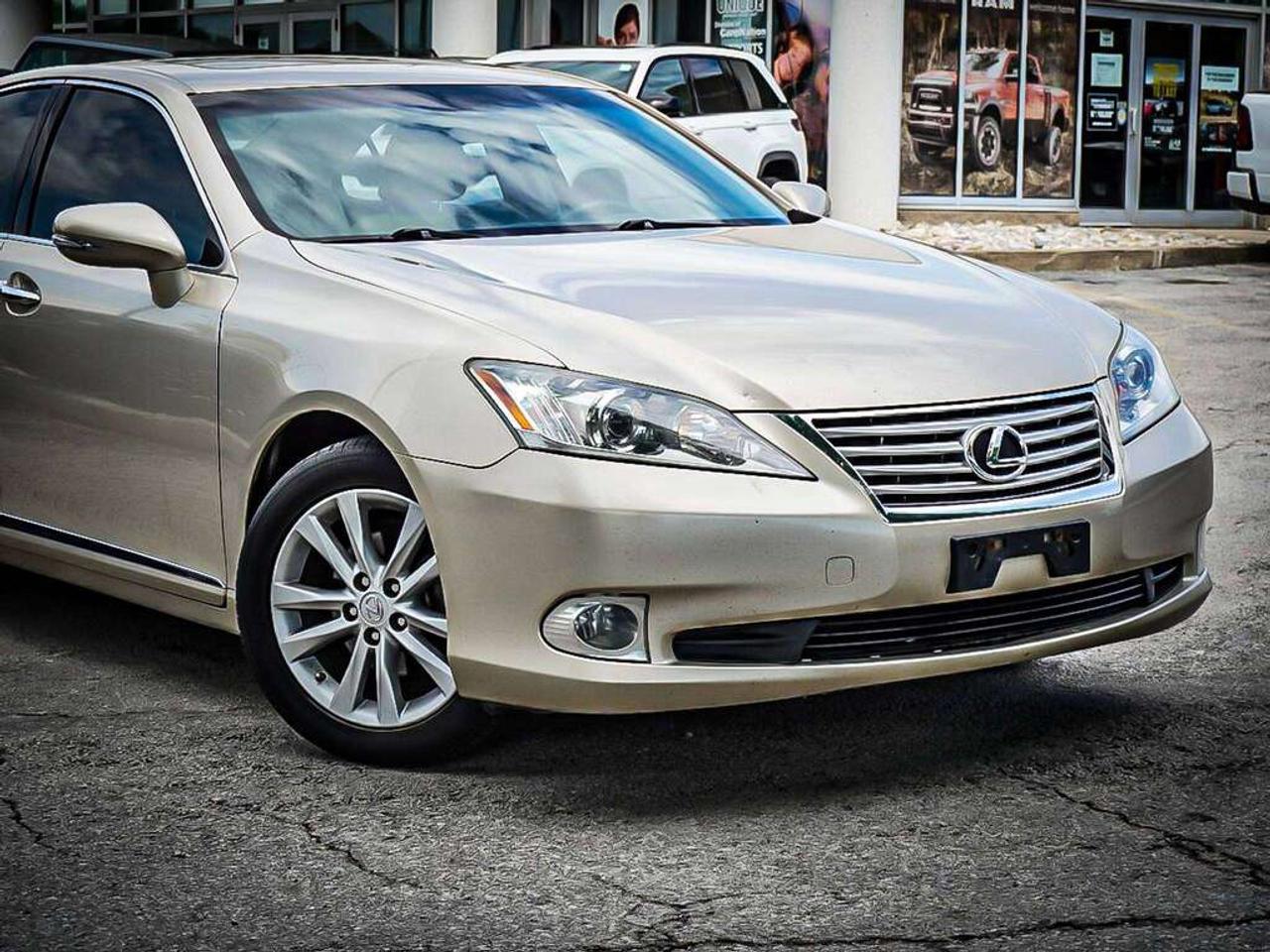 2011 Lexus ES 350  Photo