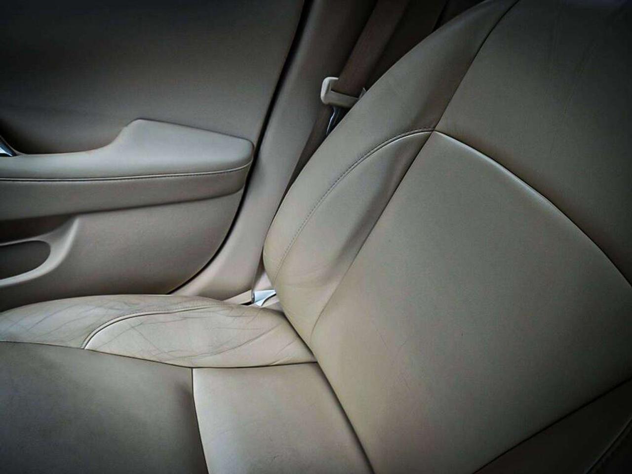 2011 Lexus ES 350  Photo