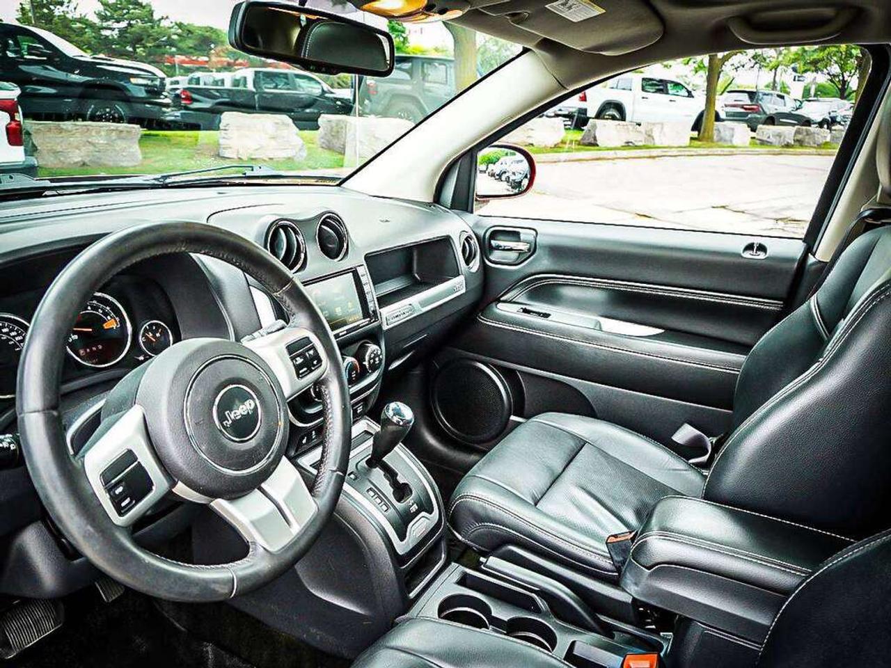 2016 Jeep Compass  Photo