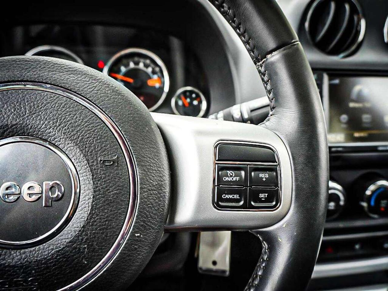 2016 Jeep Compass  Photo