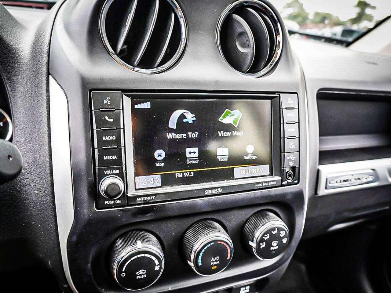 2016 Jeep Compass  Photo