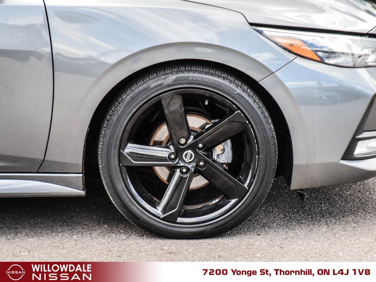 2021 Nissan Sentra SR 4dr Sedan Photo3