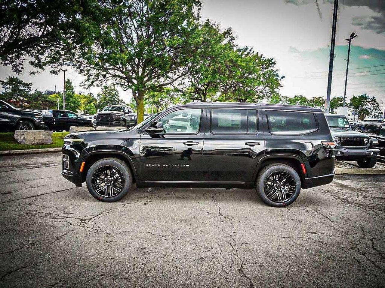 2026 Jeep Grand Wagoneer  Photo
