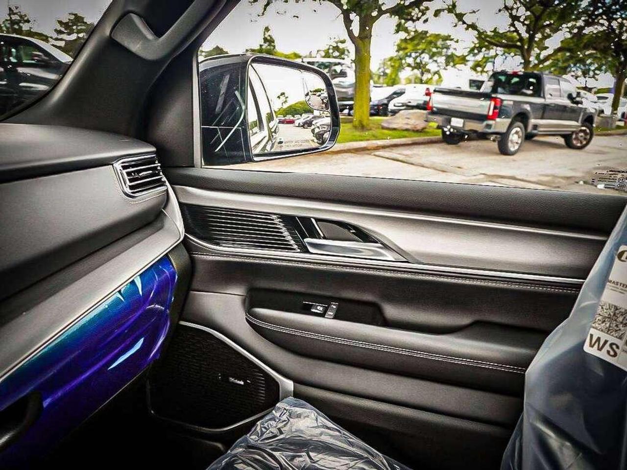 2026 Jeep Grand Wagoneer  Photo