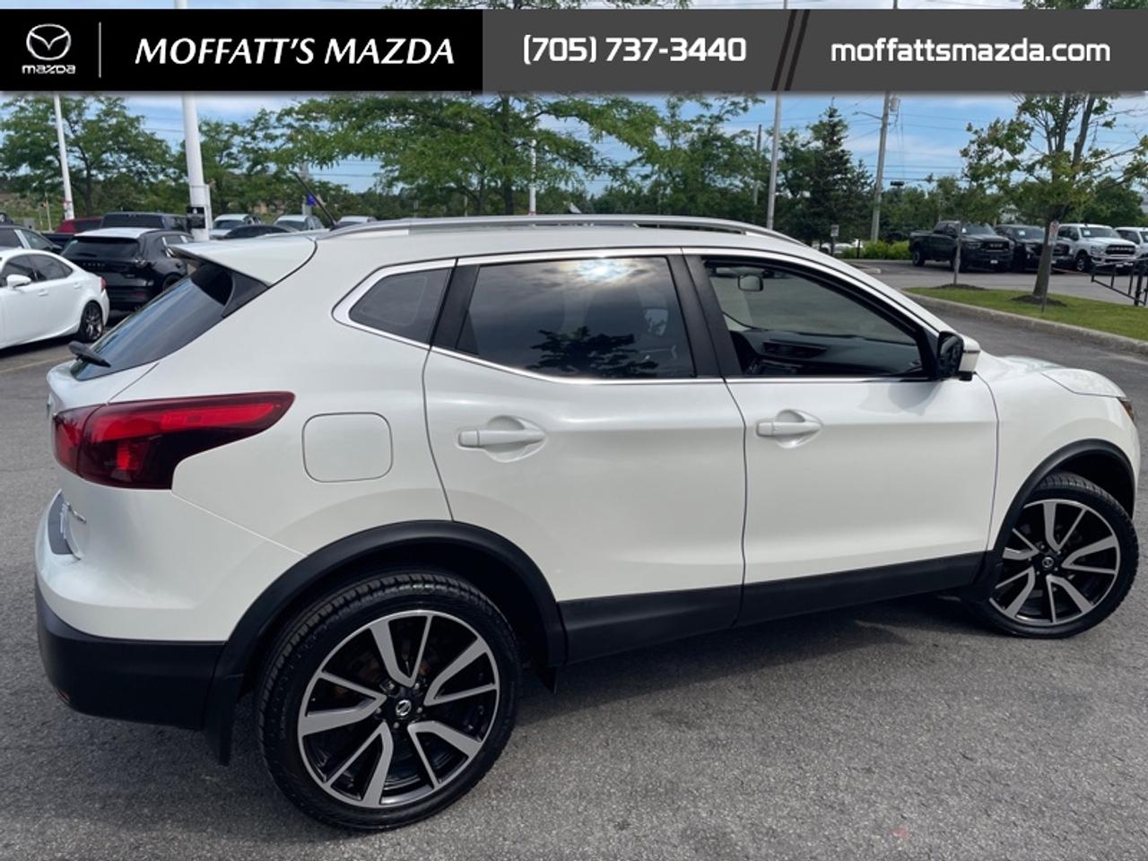 2017 Nissan Qashqai SL Photo