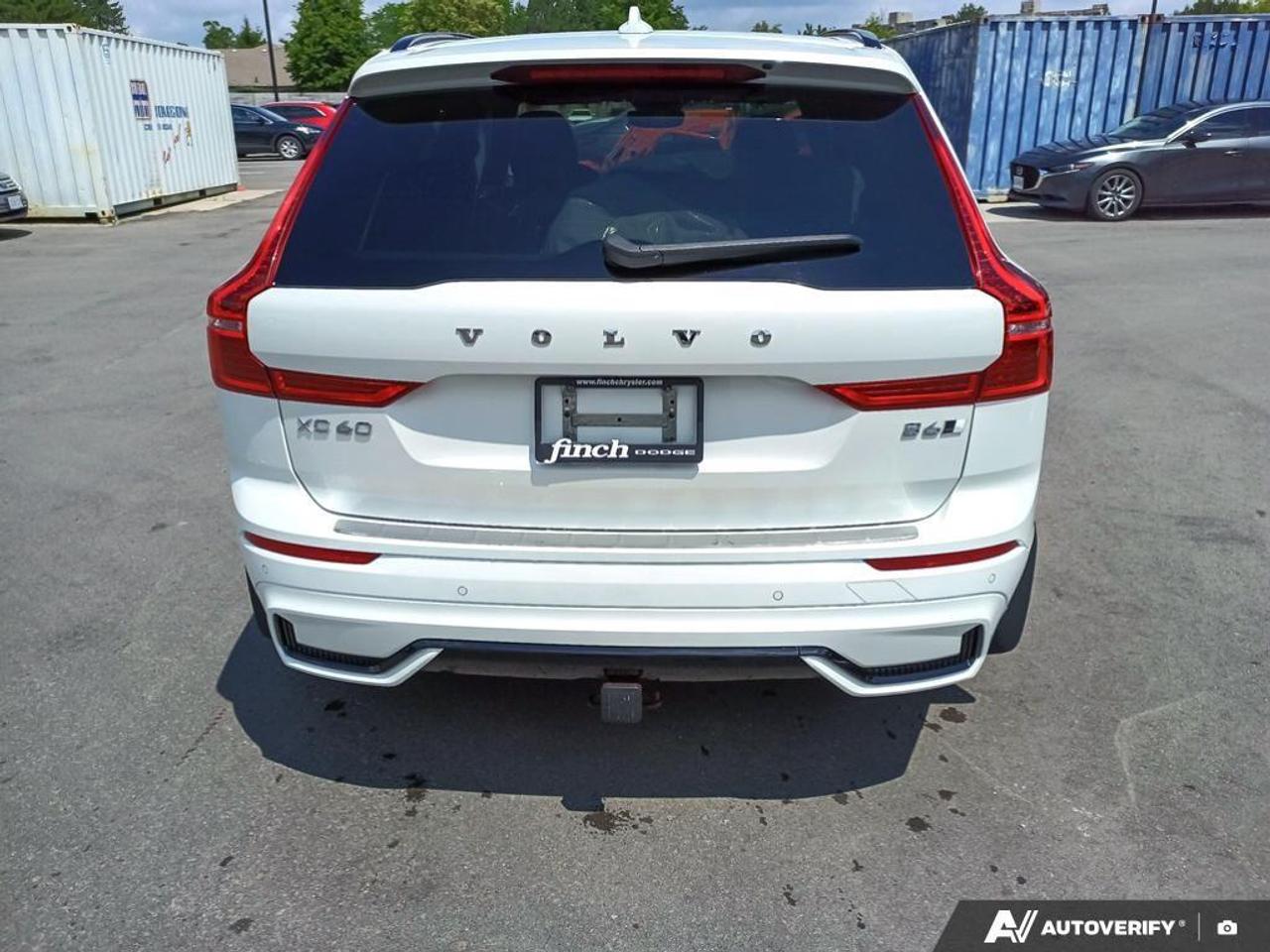 2022 Volvo XC60 B6 R-Design 4dr All-Wheel Drive Photo