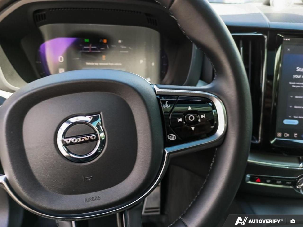 2022 Volvo XC60 B6 R-Design 4dr All-Wheel Drive Photo