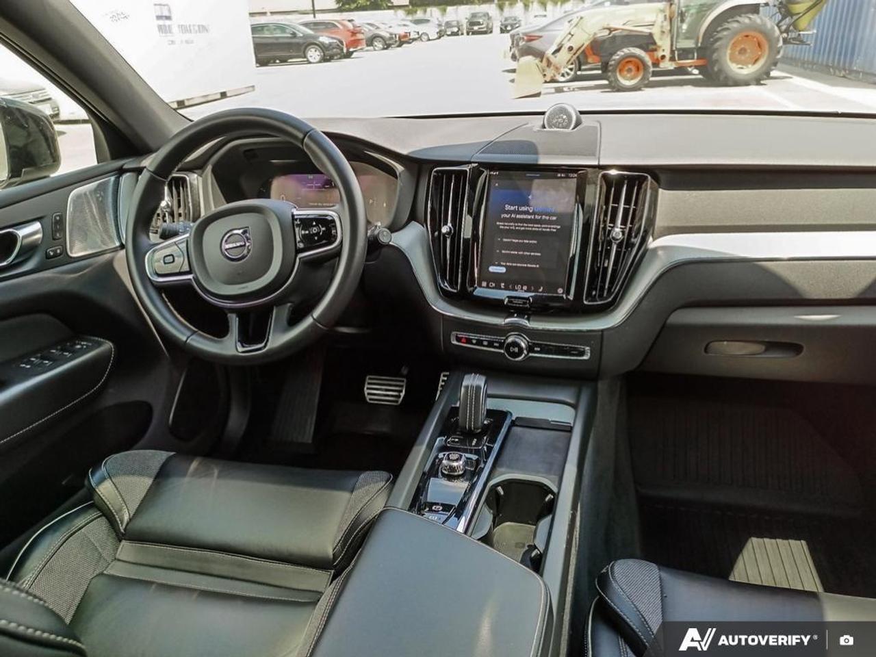 2022 Volvo XC60 B6 R-Design 4dr All-Wheel Drive Photo