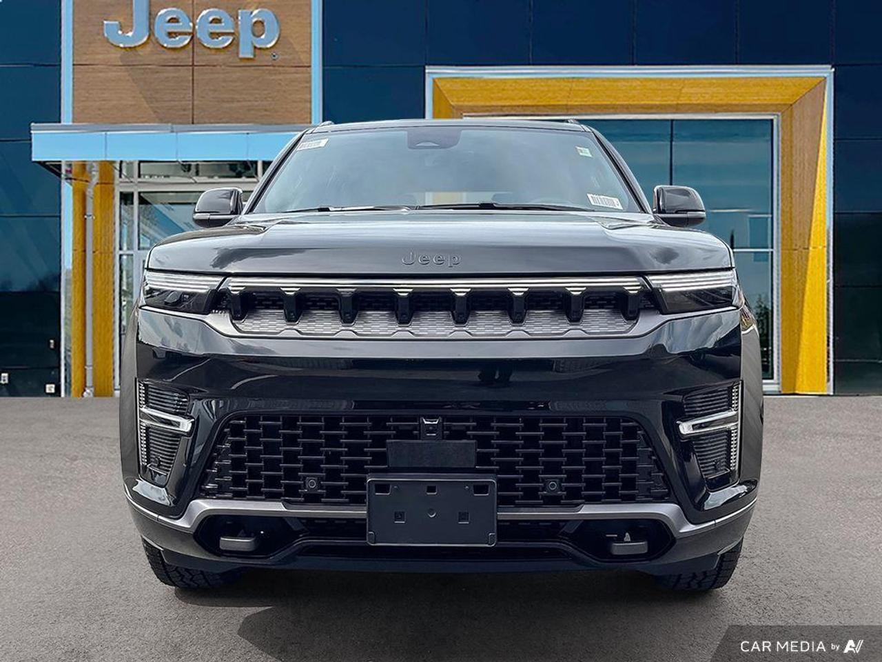 2026 Jeep Grand Wagoneer Base 4dr 4x4 Photo5