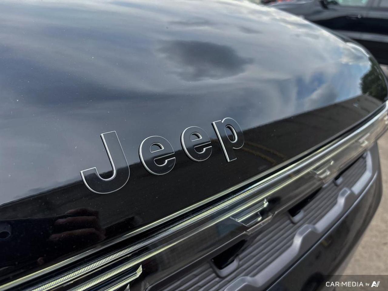 2026 Jeep Grand Wagoneer Base 4dr 4x4 Photo