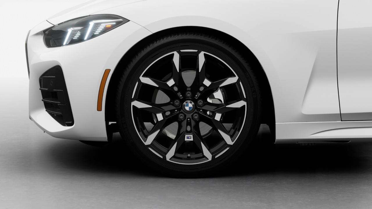 2027 BMW 430 i xDrive 2dr All-Wheel Drive Cabriolet Photo