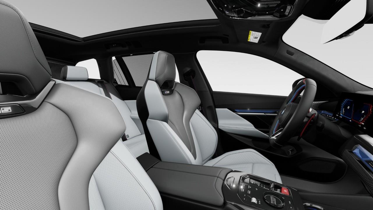 2027 BMW M5 Base 4dr All-Wheel Drive Touring Photo