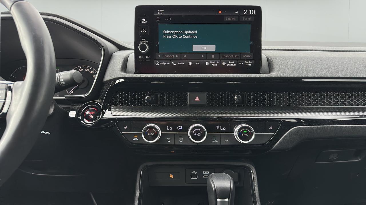 2024 Honda CR-V Hybrid Touring AWD Photo