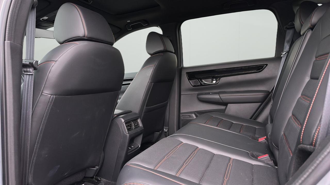 2024 Honda CR-V Hybrid Touring AWD Photo