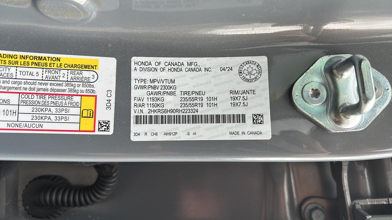 2024 Honda CR-V Hybrid Touring AWD Photo