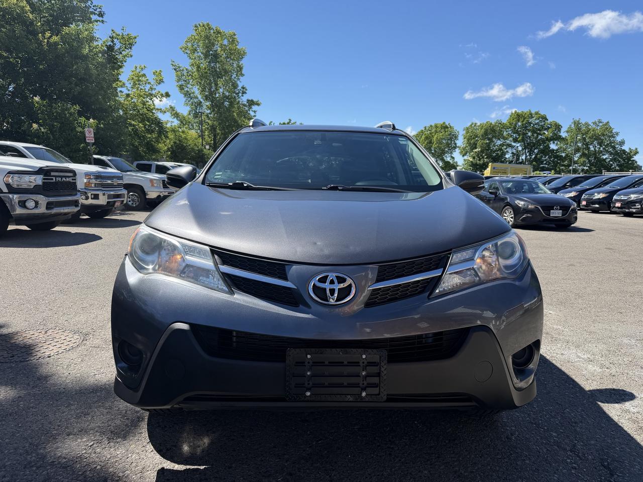 2014 Toyota RAV4 LE Photo