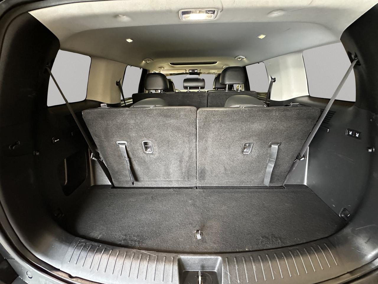 2025 Hyundai Santa Fe XRT | Reverse Cam | Heated Seats Photo
