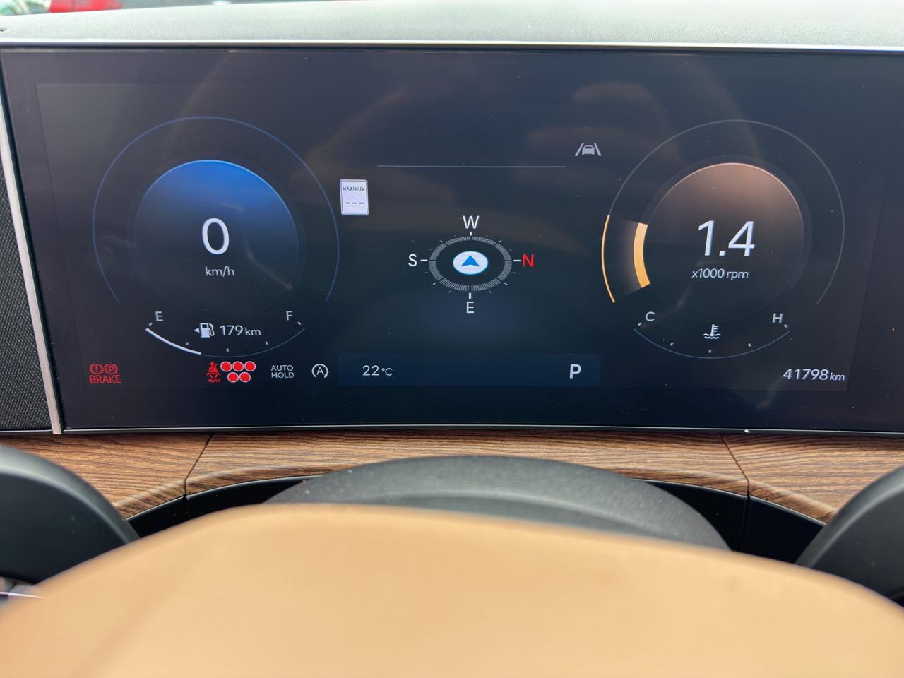 2024 Hyundai Santa Fe Luxury | Reverse Cam | Heated Seats Photo