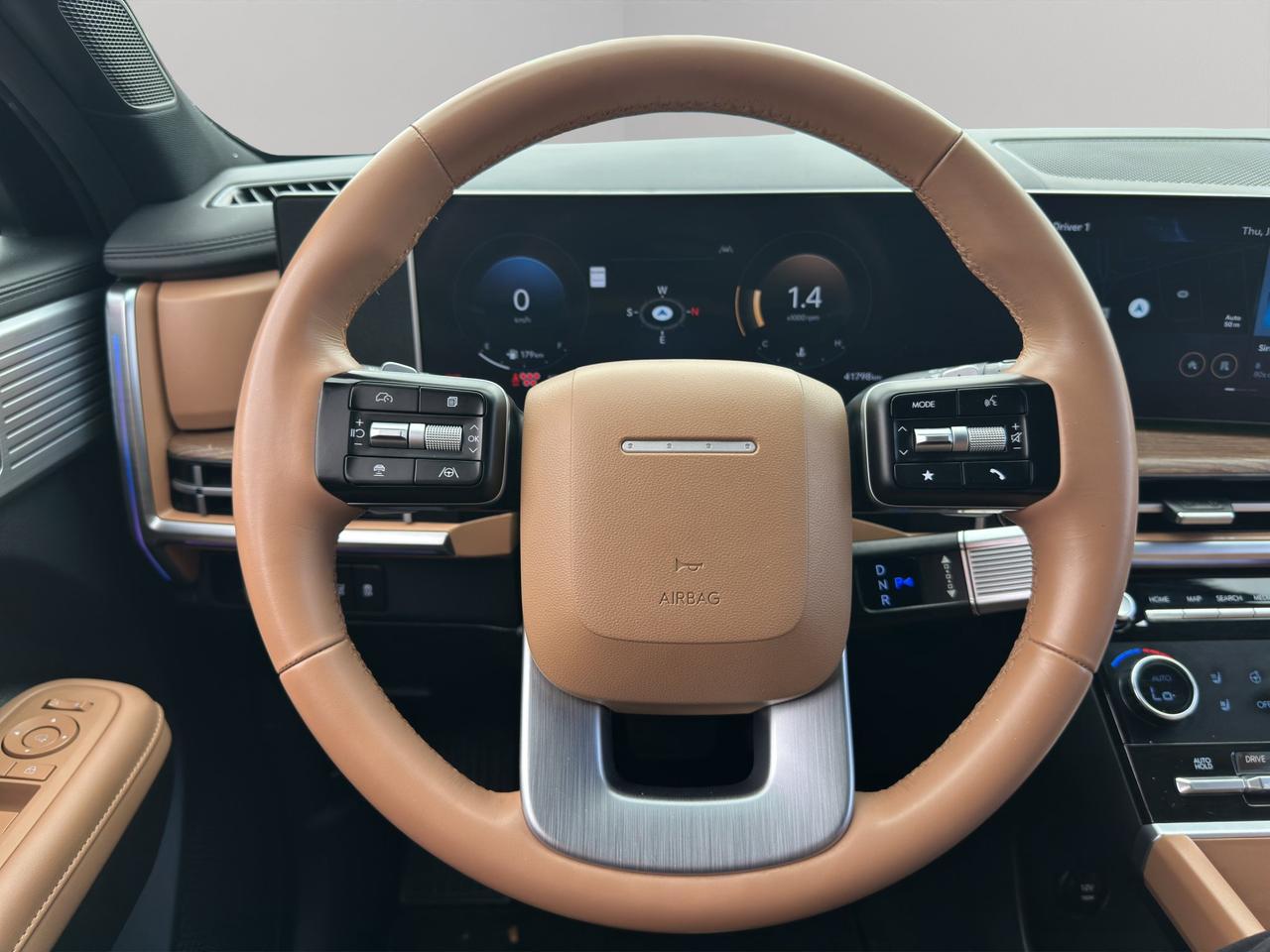 2024 Hyundai Santa Fe Luxury | Reverse Cam | Heated Seats Photo