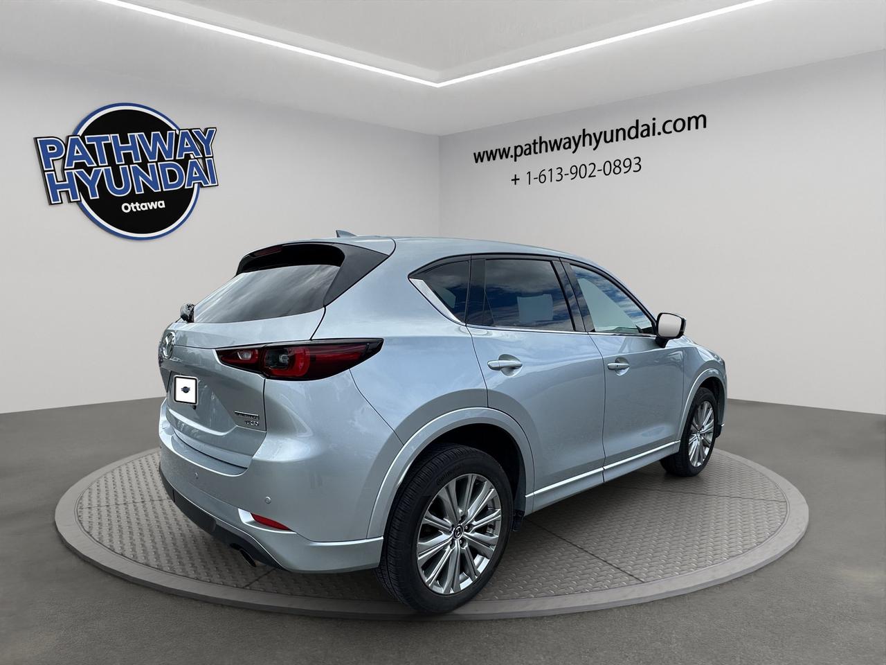 2022 Mazda CX-5 Signature | Reverse Cam | Heated Seats Photo3