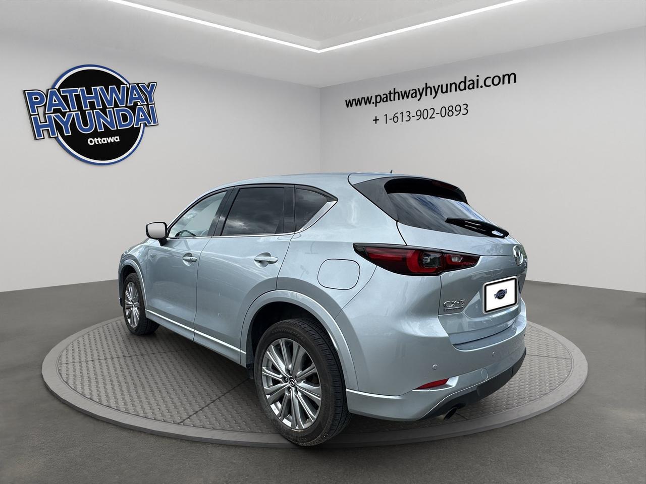 2022 Mazda CX-5 Signature | Reverse Cam | Heated Seats Photo
