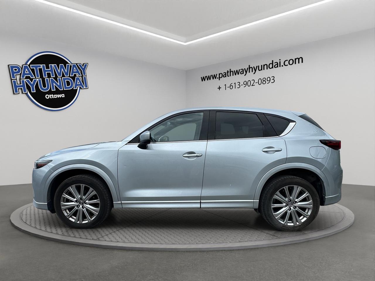 2022 Mazda CX-5 Signature | Reverse Cam | Heated Seats Photo