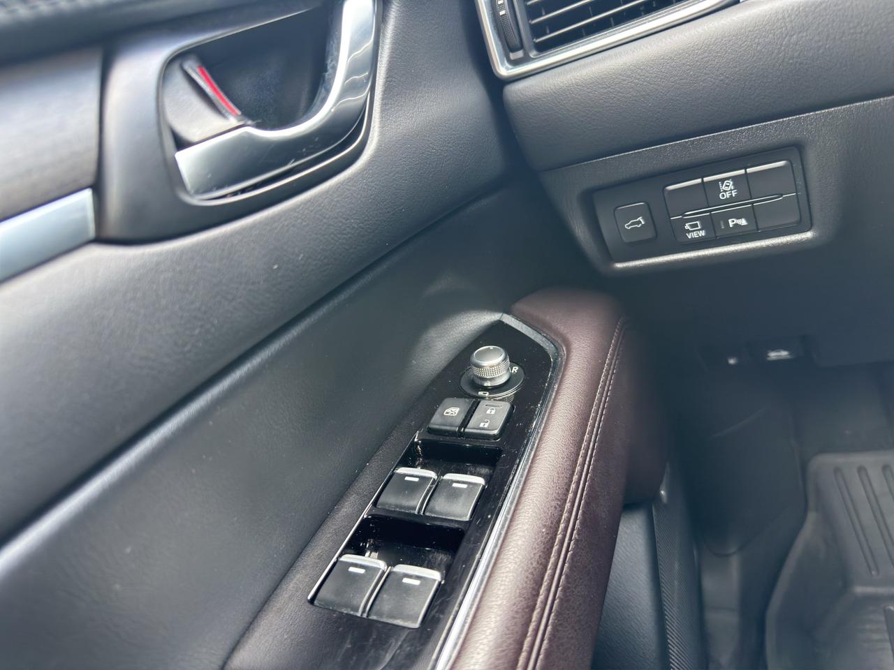 2022 Mazda CX-5 Signature | Reverse Cam | Heated Seats Photo
