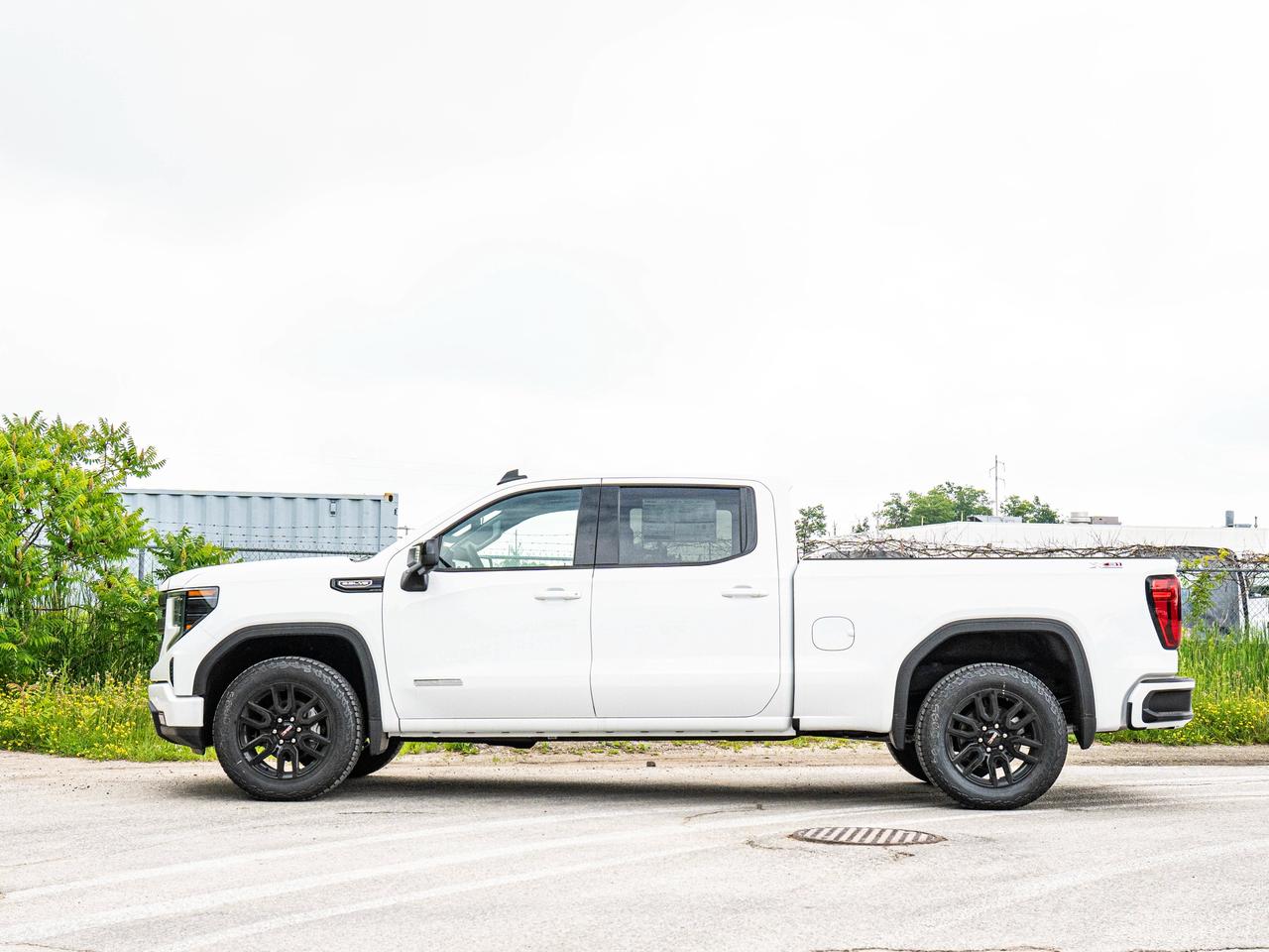 2026 GMC Sierra 1500 ELEVATION Photo