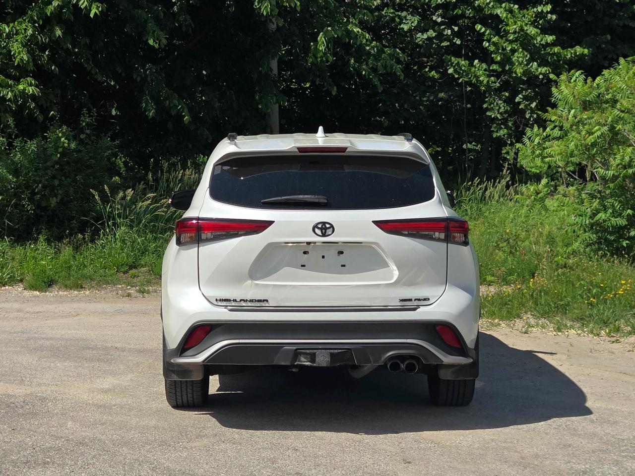 2022 Toyota Highlander XSE Photo