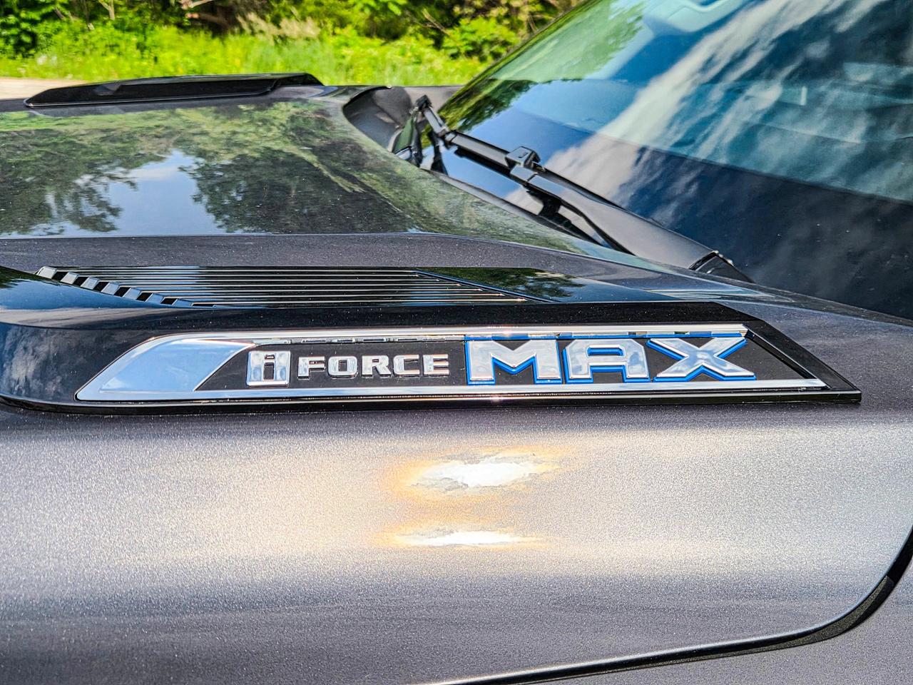 2024 Toyota Tundra LIMITED HYBRID Photo
