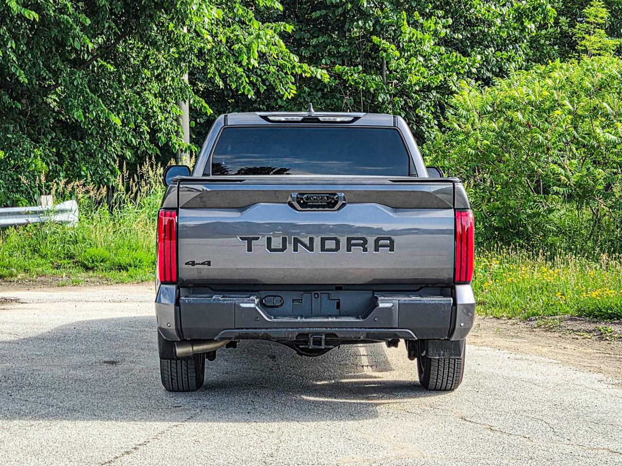 2024 Toyota Tundra LIMITED HYBRID Photo