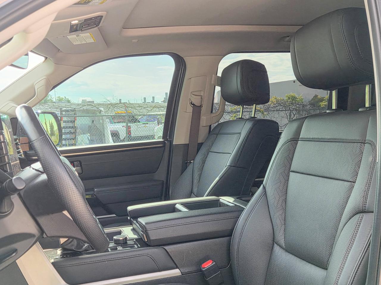 2024 Toyota Tundra LIMITED HYBRID Photo