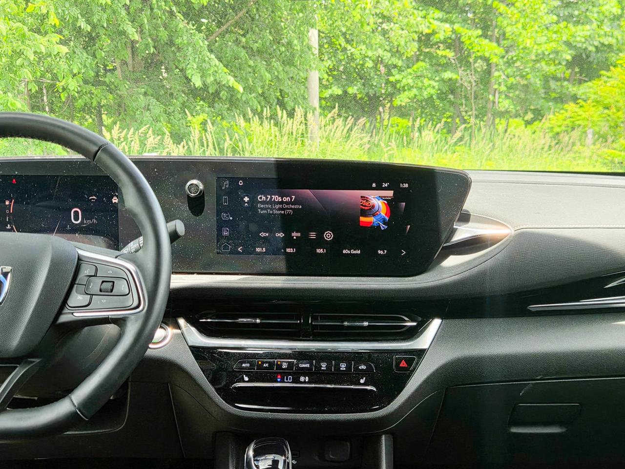 2024 Buick Envista Avenir Photo
