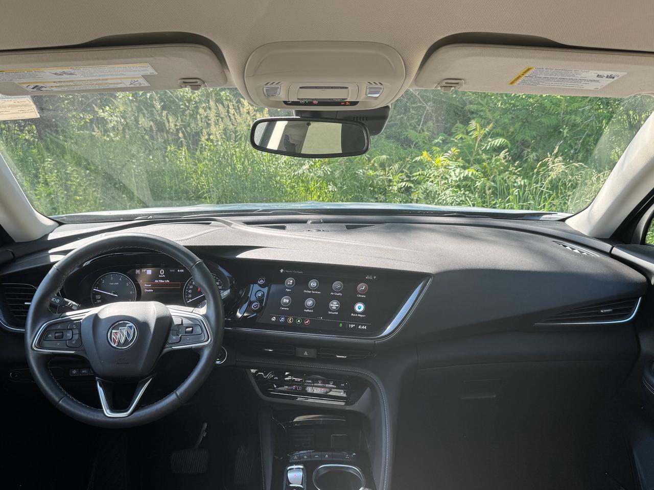 2023 Buick Envision Essence Photo