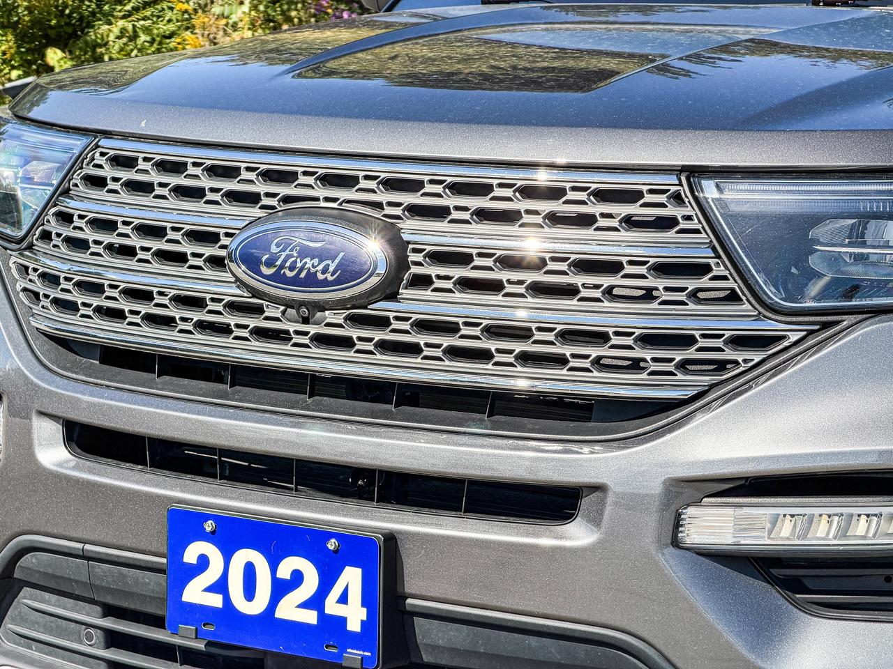 2024 Ford Explorer LIMITED Photo