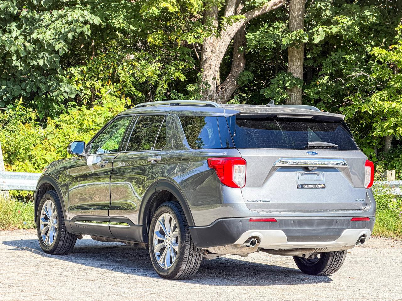 2024 Ford Explorer LIMITED Photo