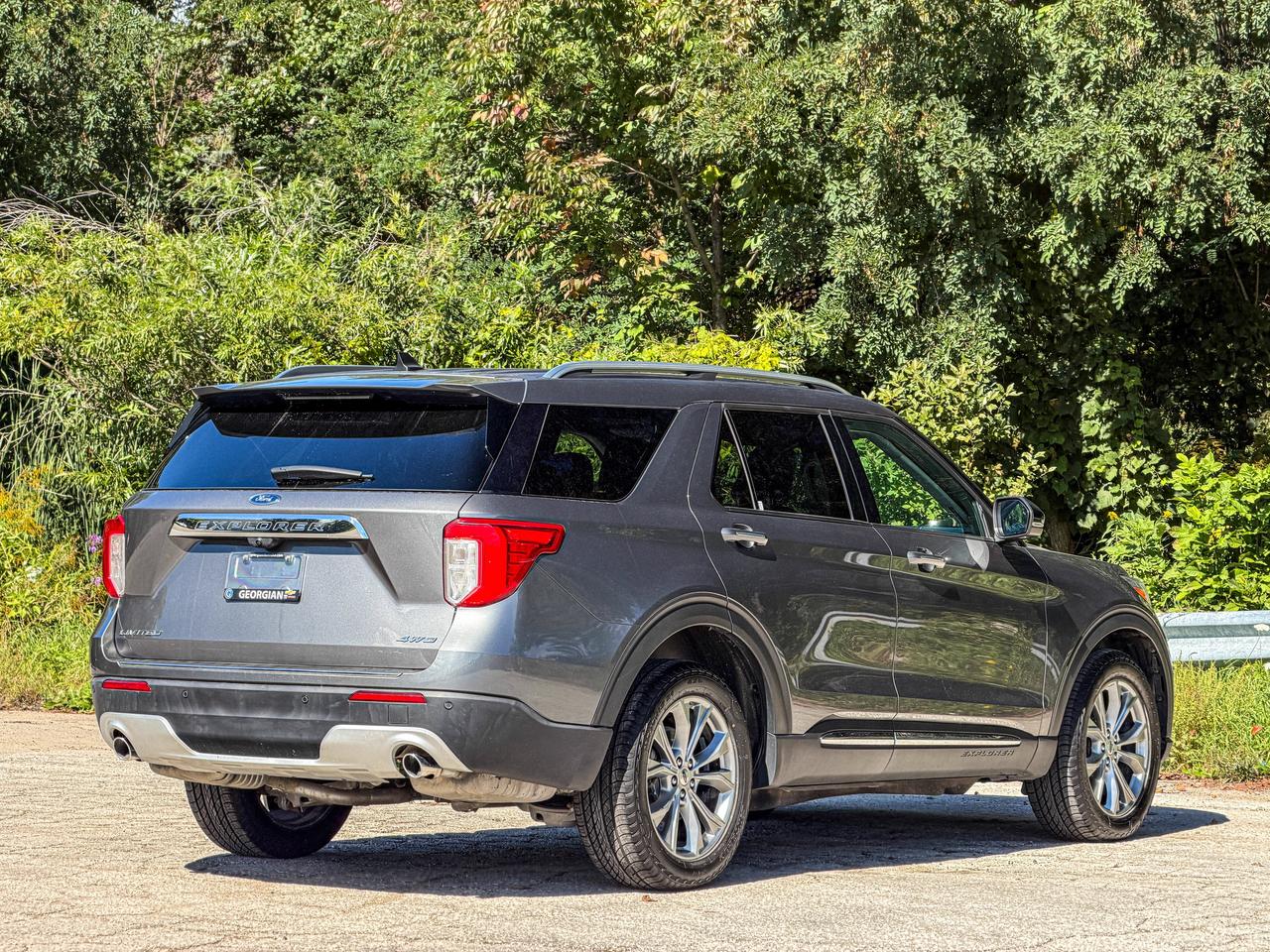 2024 Ford Explorer LIMITED Photo