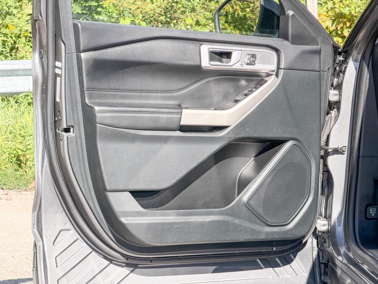 2024 Ford Explorer LIMITED Photo