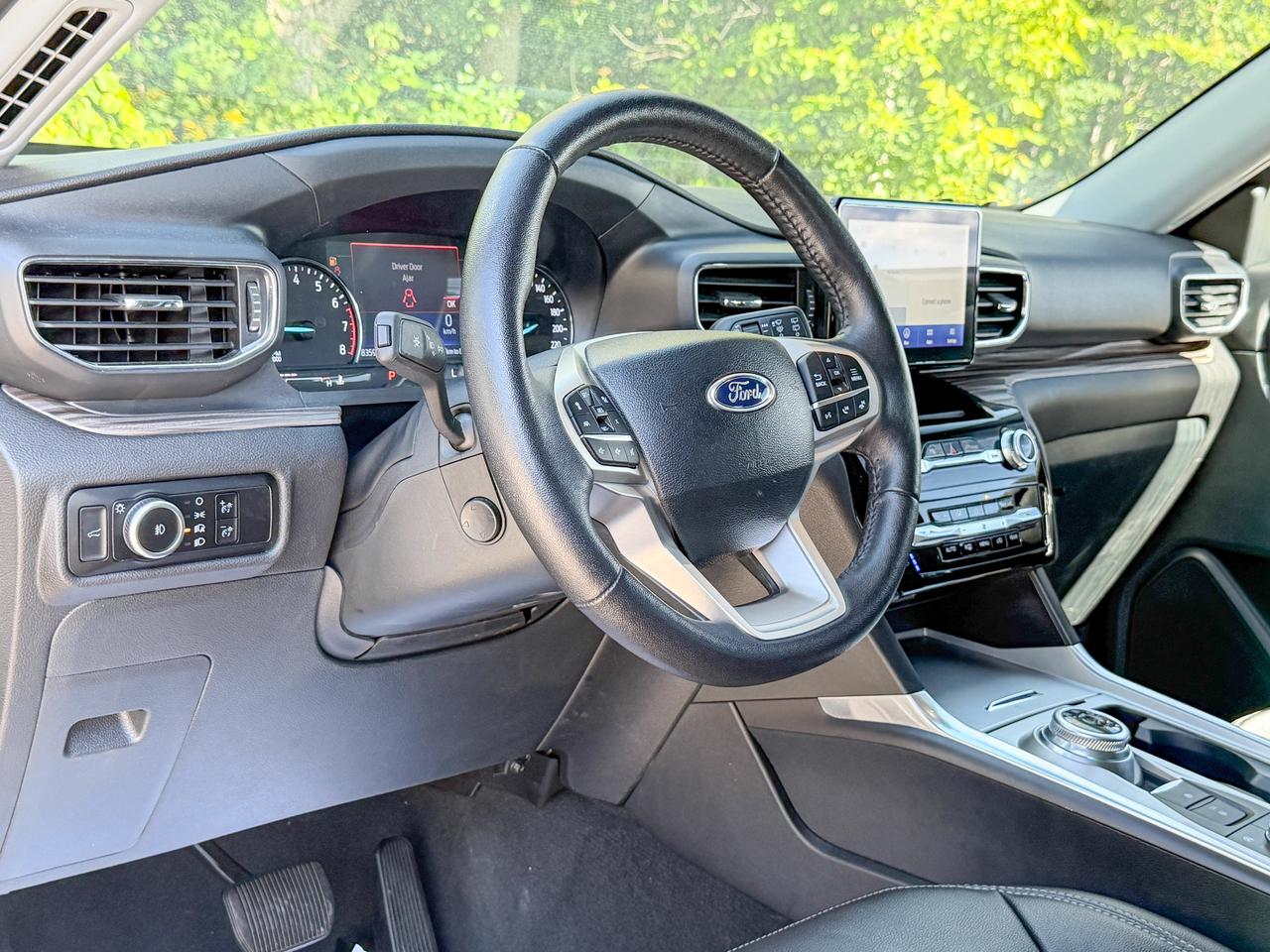 2024 Ford Explorer LIMITED Photo