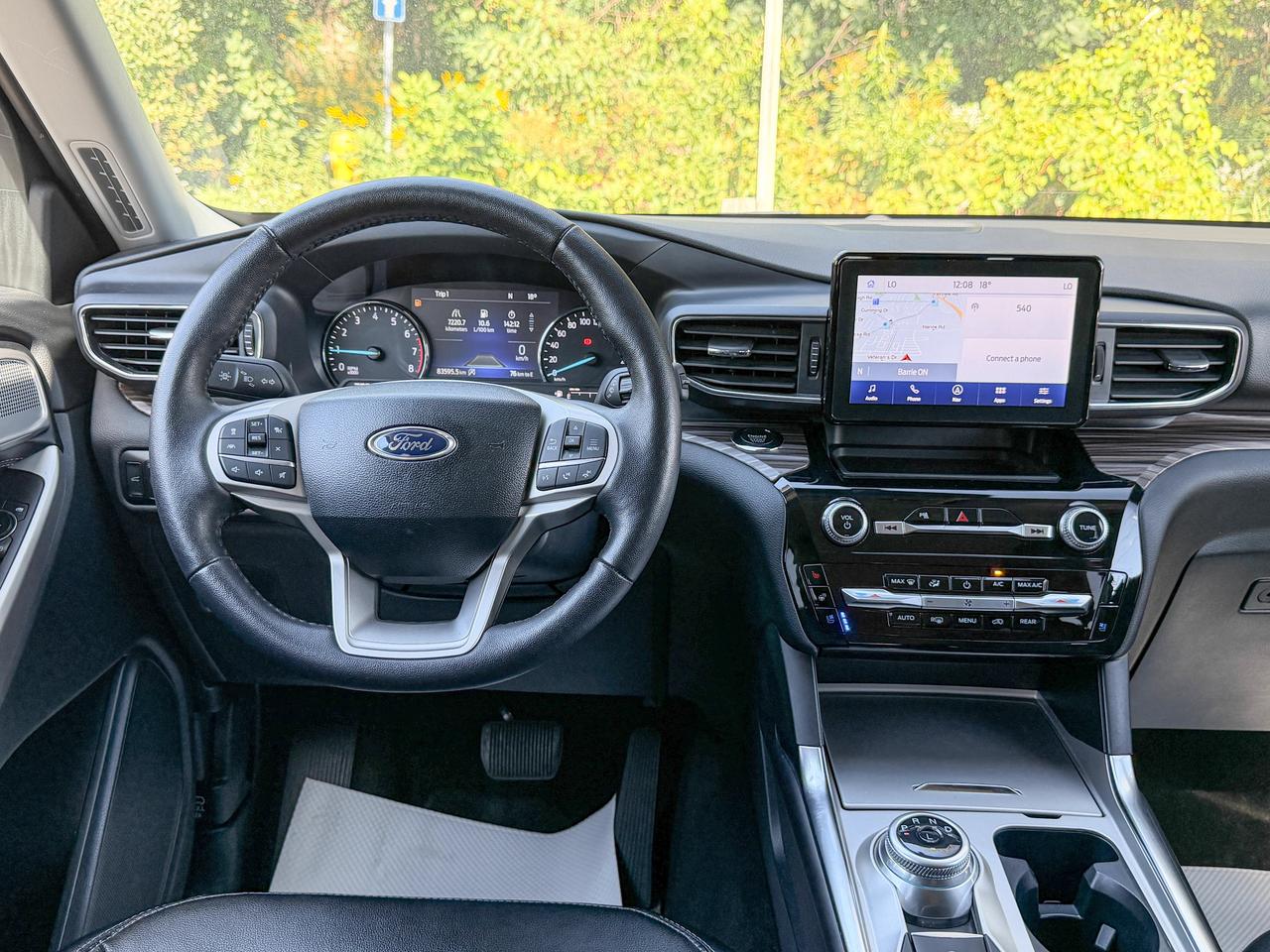 2024 Ford Explorer LIMITED Photo
