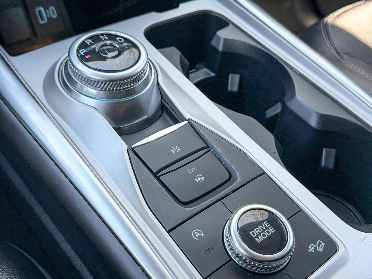 2024 Ford Explorer LIMITED Photo