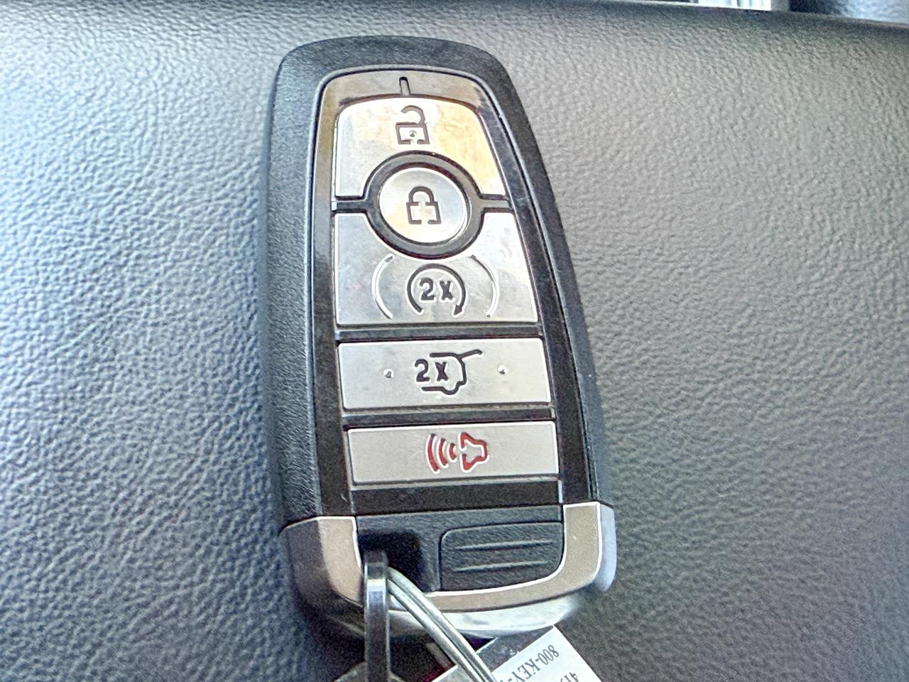 2024 Ford Explorer LIMITED Photo