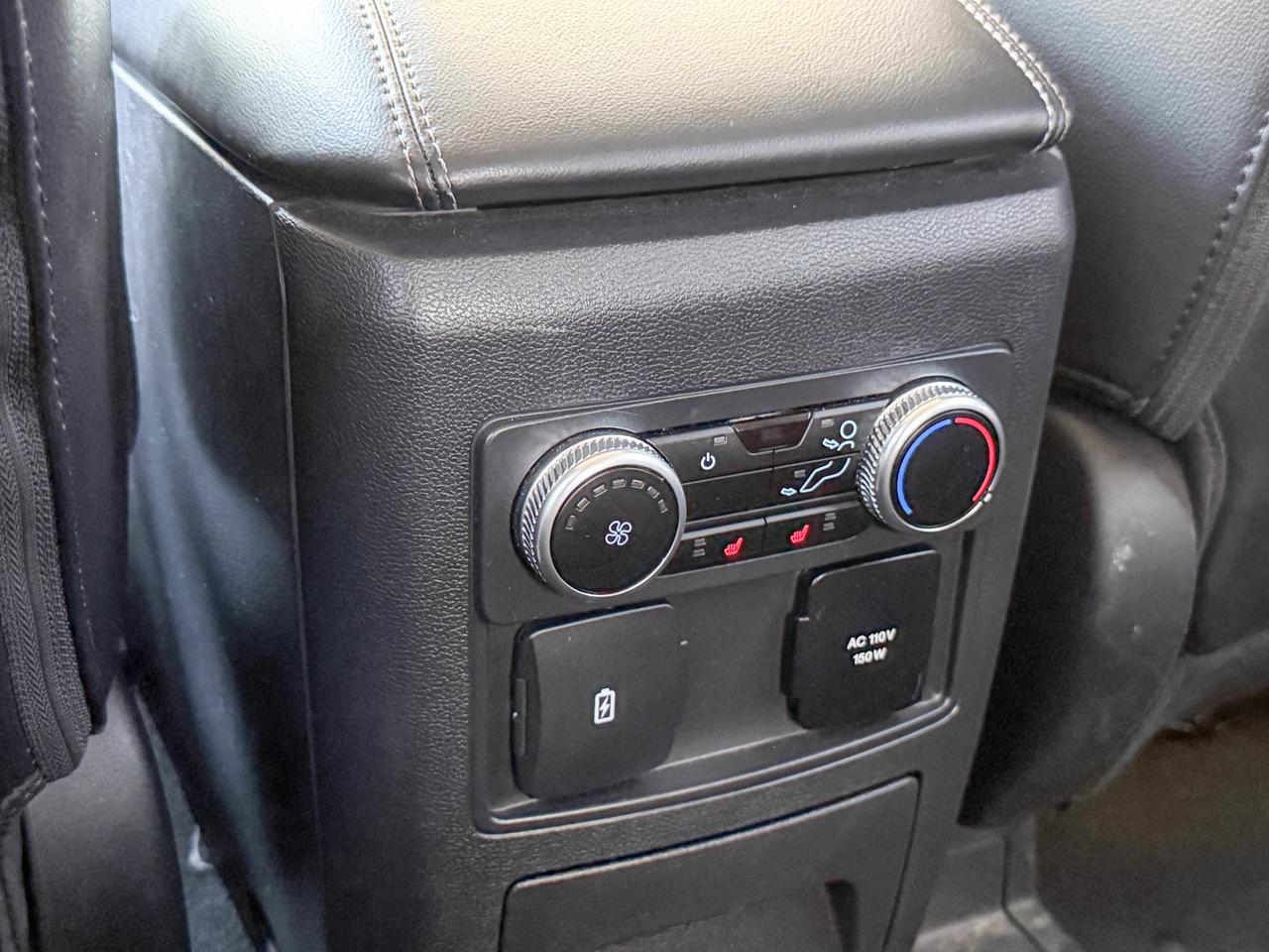 2024 Ford Explorer LIMITED Photo