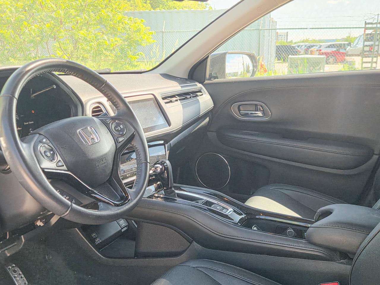2019 Honda HR-V Touring Photo