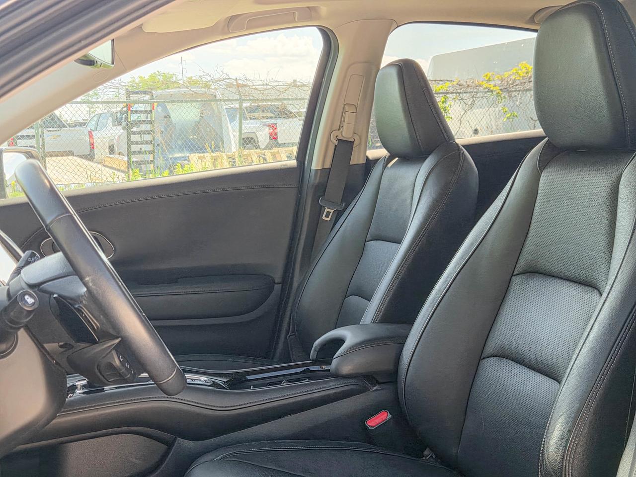 2019 Honda HR-V Touring Photo