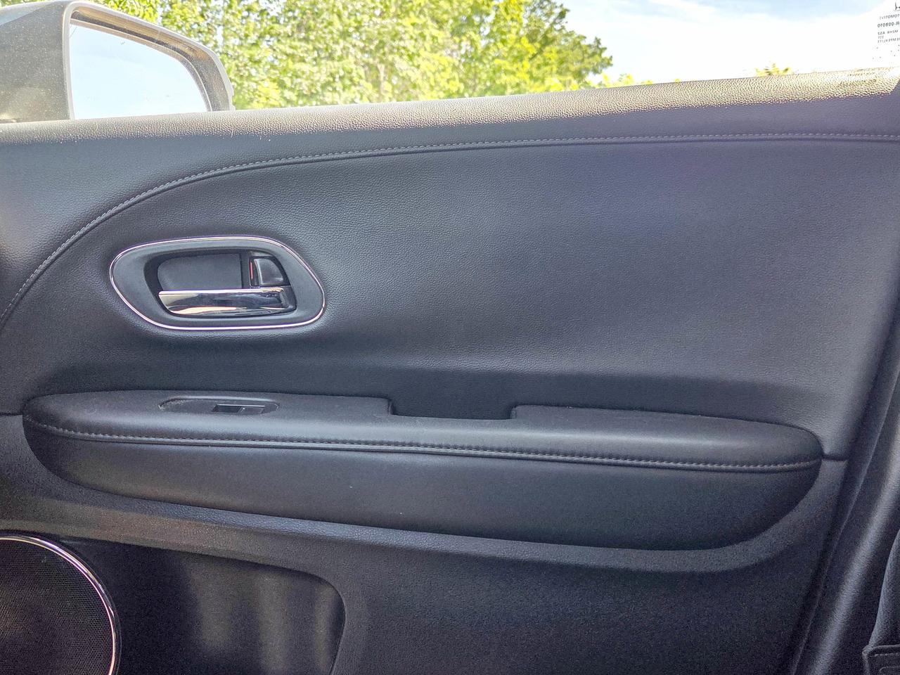 2019 Honda HR-V Touring Photo