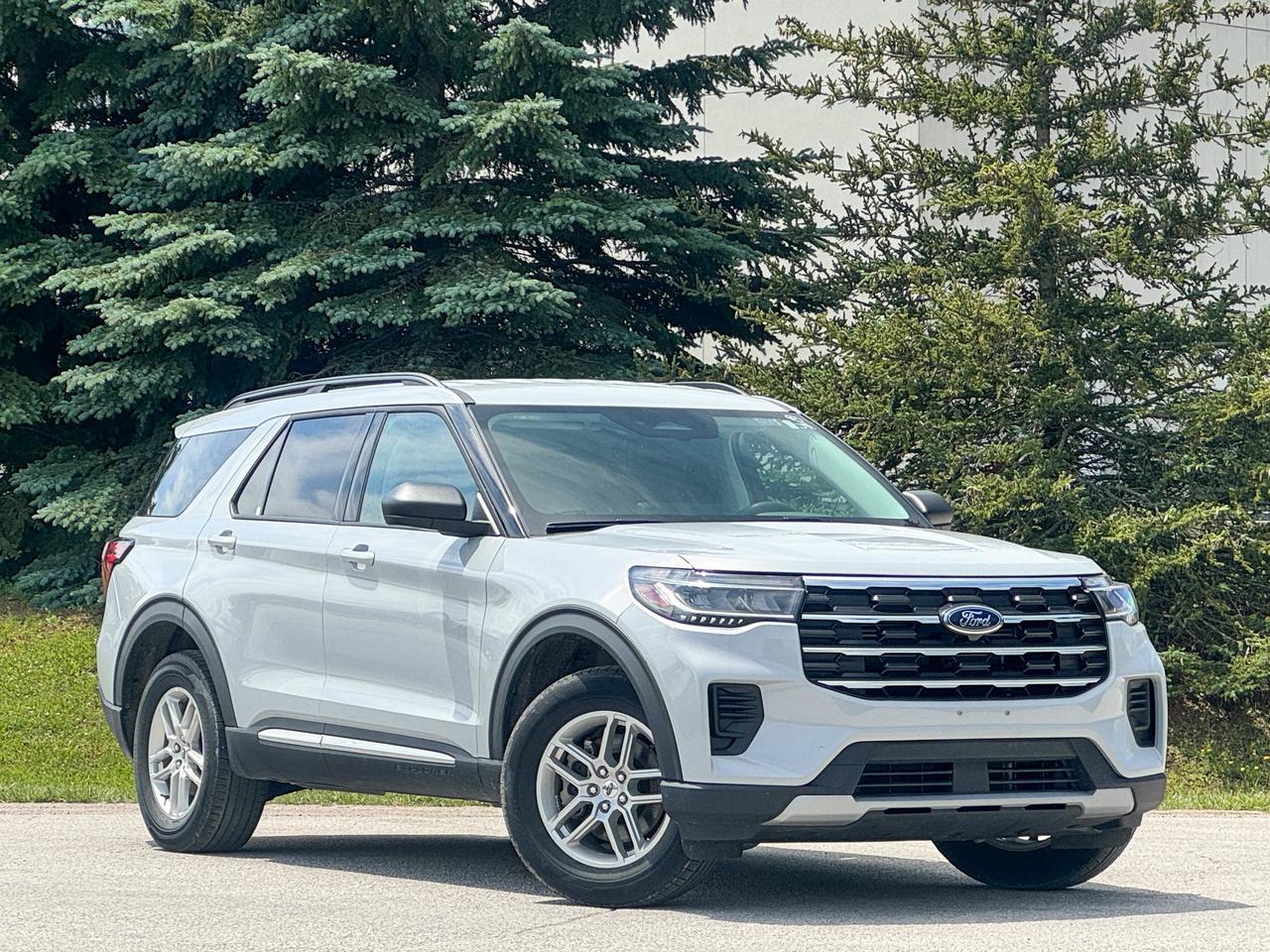 2025 Ford Explorer Active Photo