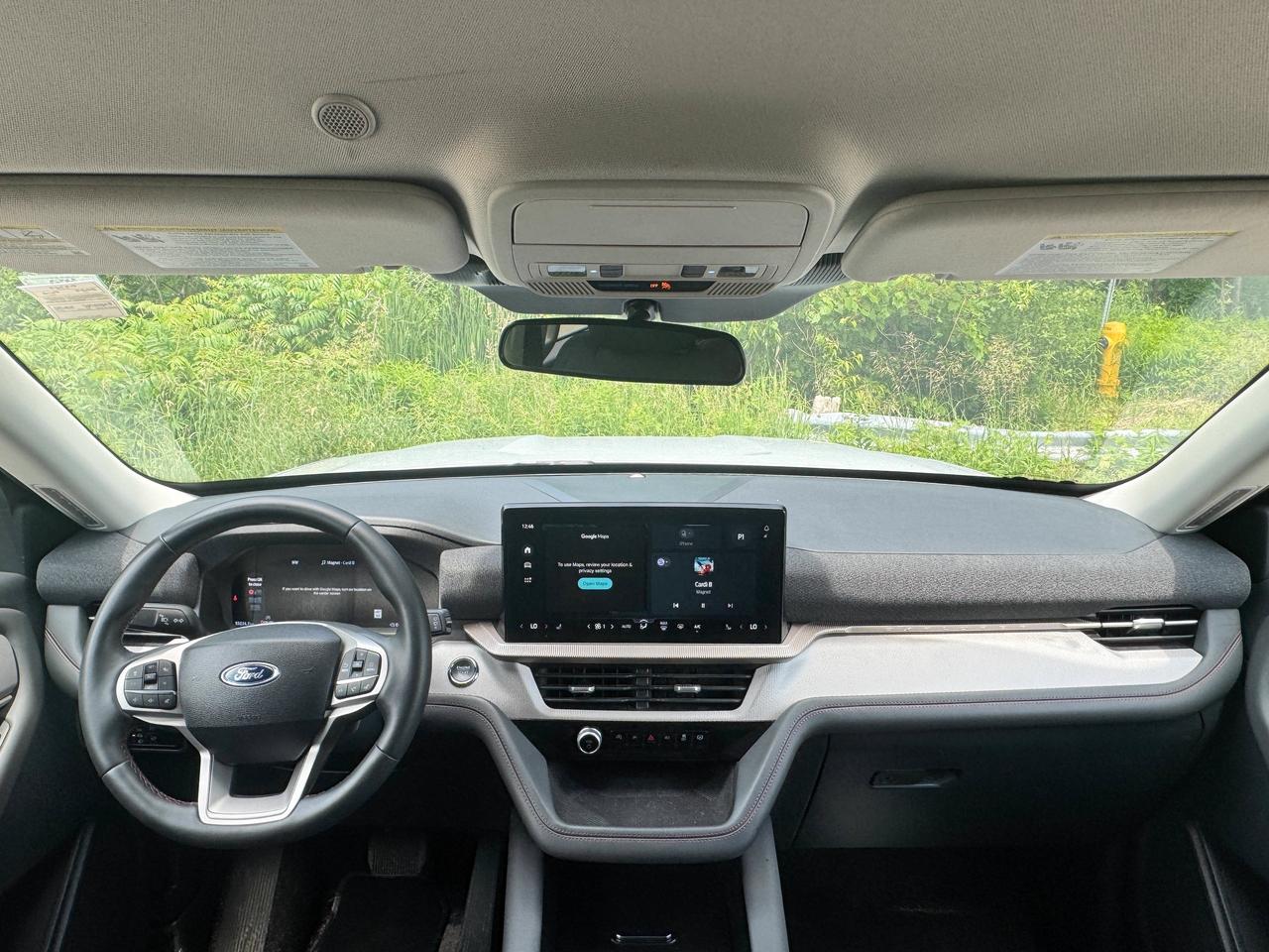 2025 Ford Explorer Active Photo
