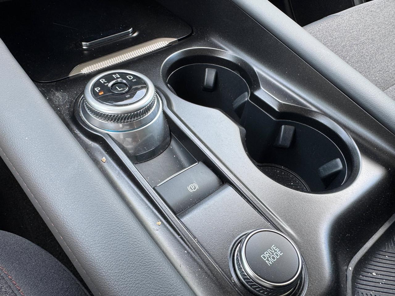 2025 Ford Explorer Active Photo